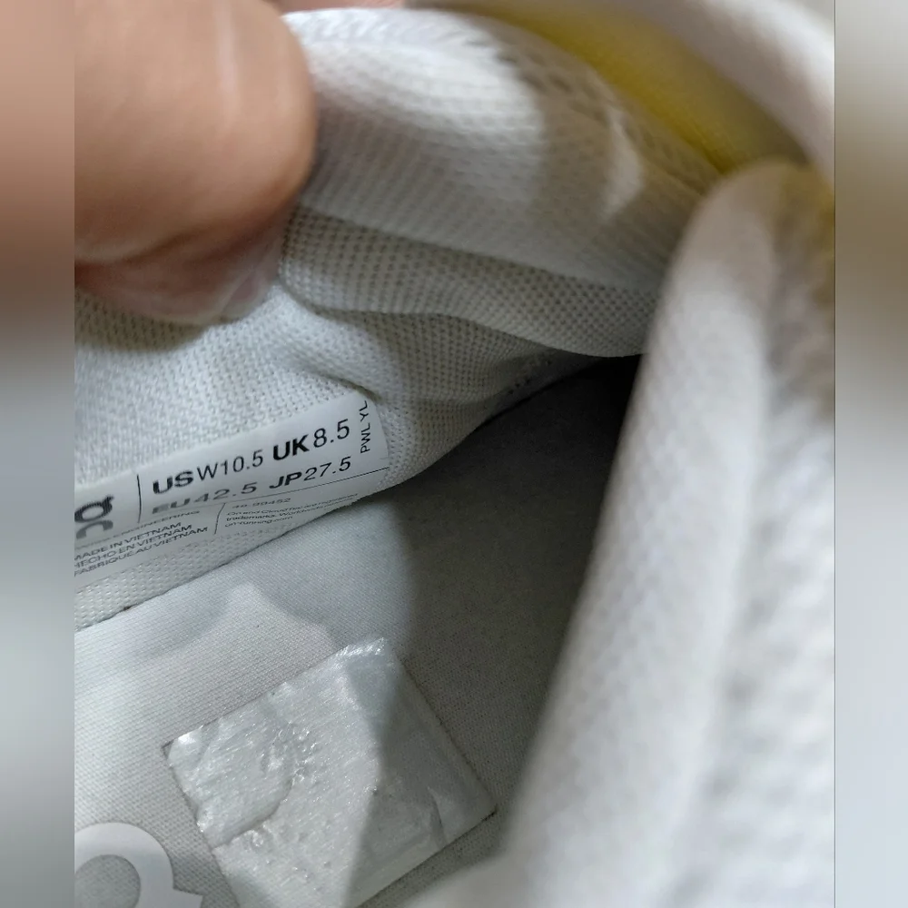 On Running Wome's Size 10.5 White Sneakers